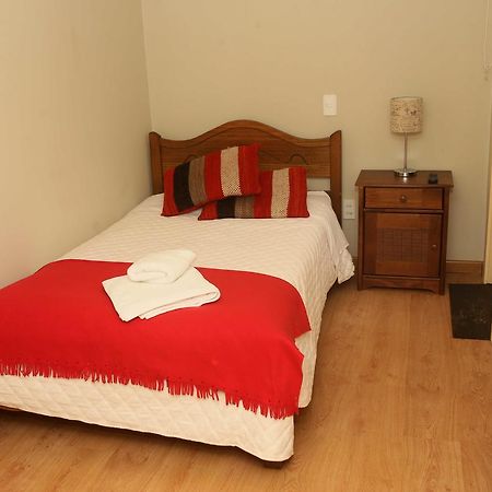 Hostal Y Departamentos Alcala Temuco Buitenkant foto